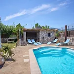 Villa Rodakas Seaside Nest