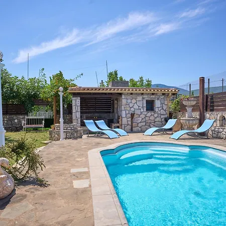 Vila Rodakas Seaside Nest